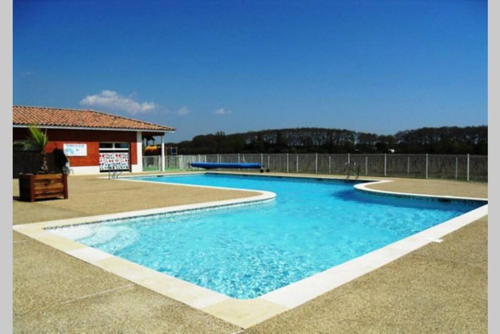 Maison De Vacances Proche Du Canal Du Midi Et De La Mer Colombiers  Kültér fotó